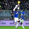 UEFA 'asker selamı' kararını verdi UEFA 'asker selamı' kararını verdi