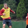 Podolski ve Hamit'ten iyi haber Podolski ve Hamit'ten iyi haber
