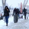 Hakkari de 24 köy ve 51 mezra yolu ulaşıma kapandı Hakkari de 24 köy ve 51 mezra yolu ulaşıma kapandı