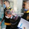 Çocuklarının gözü önünde karısını vuran koca tutuklandı Çocuklarının gözü önünde karısını vuran koca tutuklandı
