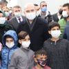 Bakan Soylu, konteynerde kalan İzmirli depremzedeleri ziyaret etti Bakan Soylu, konteynerde kalan İzmirli depremzedeleri ziyaret etti