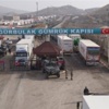 Sınırda kilometerlerce kuyruk ! Sınırda kilometerlerce kuyruk !