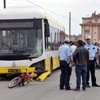 Konya'da, belediye otobüsünün çarptığı motosiklette 2 genç öldü Konya'da, belediye otobüsünün çarptığı motosiklette 2 genç öldü