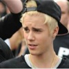 Justin Bieber saçlarını sarıya boyattı!