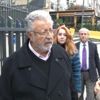 Metin Akpınar ilk imzasını attı Metin Akpınar ilk imzasını attı