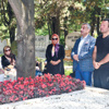 Böyle bir sevgiyi hâlâ çözemedim Böyle bir sevgiyi hâlâ çözemedim