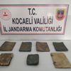 Yol kontrolünde araç içinde ceylan derisine yazılı Tevrat ve İncil ele geçirildi