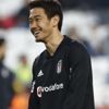 Beşiktaş'a Gökhan ve Kagawa'dan kötü haber Beşiktaş'a Gökhan ve Kagawa'dan kötü haber