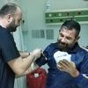 Tuttuğu balığın dikeni eline batınca zehirlendi