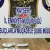 Kayseri'de uyuşturucu ticaretine 2 gözaltı Kayseri'de uyuşturucu ticaretine 2 gözaltı