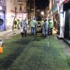 Belediye çamur nedeniyle yola halı serdi Belediye çamur nedeniyle yola halı serdi