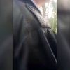 Doktor, kalp krizi geçiren hastaya sedyeye çıkarak ... Doktor, kalp krizi geçiren hastaya sedyeye çıkarak ...
