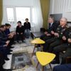 Bakan Akar ve komutanlardan taziye ziyareti Bakan Akar ve komutanlardan taziye ziyareti