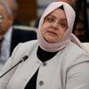 Aile, Çalışma ve Sosyal Hizmetler Bakanı Selçuk: Nakdi Ücret Desteği ödemeleri yarın yapılacak Aile, Çalışma ve Sosyal Hizmetler Bakanı Selçuk: Nakdi Ücret Desteği ödemeleri yarın yapılacak