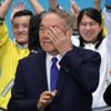 Nazarbayev partisinin yeni liderini gözyaşlarıyla açıkladı
