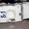 Diyarbakır'da saldırıya uğrayan polislere yardıma giden araç devrildi