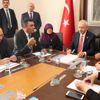 Şehit aileleri Kılıçdaroğlu'nun yanında Şehit aileleri Kılıçdaroğlu'nun yanında