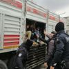 Van'da bir kişinin öldüğü kazaya karışan kamyonun kasasında 114 yabancı uyruklu yakalandı