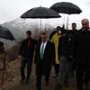 Vali Pekmez, Sincikli depremzedeleri yalnız bırakmadı Vali Pekmez, Sincikli depremzedeleri yalnız bırakmadı