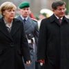 Müslümanların yürüyüşüne Merkel de katılacak Müslümanların yürüyüşüne Merkel de katılacak