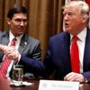 ABD'de çarpıcı iddia: Trump, Esper'i görevden almayı düşünüyor! Beyaz Saray reddetmedi ABD'de çarpıcı iddia: Trump, Esper'i görevden almayı düşünüyor! Beyaz Saray reddetmedi