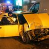 Adana'da 3 araca çarpan otomobilin sürücüsü olay yerinden kaçtı
