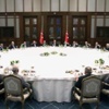 Saray'dan 6.5 milyonluk masa açıklaması