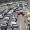 İstanbul'da sokağa çıkma kısıtlamasının sona ermesiyle trafik yoğunluğu arttı İstanbul'da sokağa çıkma kısıtlamasının sona ermesiyle trafik yoğunluğu arttı