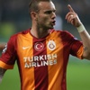 İtalya'da manşetler Sneijder! İtalya'da manşetler Sneijder!