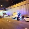 Ankara'da motosiklet devrildi: 2 yaralı Ankara'da motosiklet devrildi: 2 yaralı