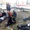 Şanlıurfa da işçi servisleri kaza yaptı: 18 yaralı