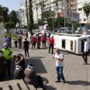 Hafif ticari aracın çarptığı yolcu minibüsü devrildi: 3 yaralı Hafif ticari aracın çarptığı yolcu minibüsü devrildi: 3 yaralı