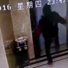 Kapıyı kırdı, asansör boşluğuna düştü!