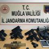 Silah kaçakçılığına 2 tutuklama Silah kaçakçılığına 2 tutuklama