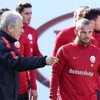 Sneijder'den o iddialara sert yanıt