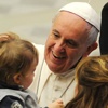 Papa'nın 'tokat' onayına büyük tepki Papa'nın 'tokat' onayına büyük tepki