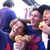 Neymar taraftardan bakın ne istedi ? Neymar taraftardan bakın ne istedi ?