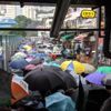 Hong kong da protestolar, polis izni ile devam ediyor