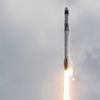 SpaceX'in tarihi fırlatışı gerçekleştiren yeniden kullanılabilir roketi karaya ulaştı