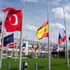 NATO'da bayraklar yarıya indirildi