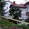 Heyelan sonrası 3 evin kapısı mühürlelendi Heyelan sonrası 3 evin kapısı mühürlelendi