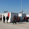 Depremzedeler geçici konaklama merkezine geçiyor