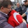 Bir garip intihar! Ahmet Davutoğlu kurtardı Bir garip intihar! Ahmet Davutoğlu kurtardı