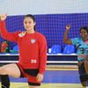 Kadın hentbolcular, ırkçılığa karşı diz çöktü Kadın hentbolcular, ırkçılığa karşı diz çöktü