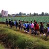Ayaklarında poşetle okula gidiyorlar Ayaklarında poşetle okula gidiyorlar