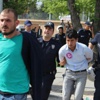 Karşıt görüşlü öğrenciler birbirlerine girdi Karşıt görüşlü öğrenciler birbirlerine girdi