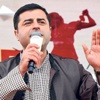 Demirtaş: Seçimlere yakın provokasyon yapacaklar, gerekirse 10 adım geri atın Demirtaş: Seçimlere yakın provokasyon yapacaklar, gerekirse 10 adım geri atın