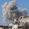 Rus savaş uçakları İdlib'de bir köyü vurdu: 13 ölü