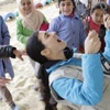Tuba Büyüküstün Suriyeli çocuklarla buluştu Tuba Büyüküstün Suriyeli çocuklarla buluştu