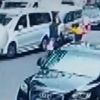 Kapkaççılara 170 bin dolarlık tekme kamerada